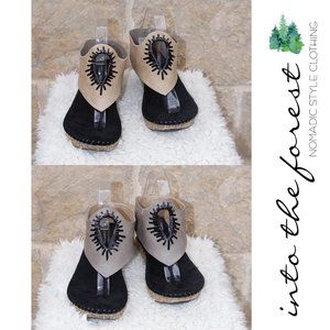 MODZORI Ophelia Reversible 2-in1 Wedge Sandals Beige Flips to Taupe Size 12